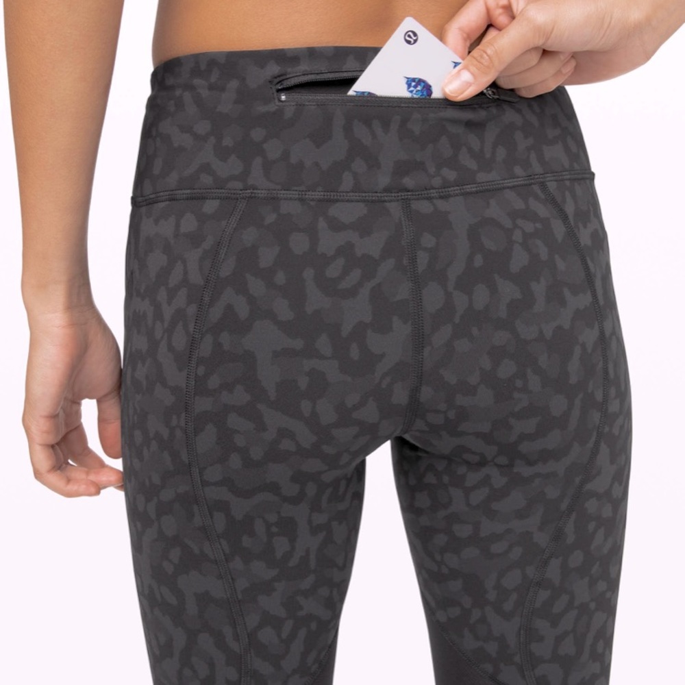 ❌ SOLD Lululemon Camo Pace Rival Crop Deep Coal